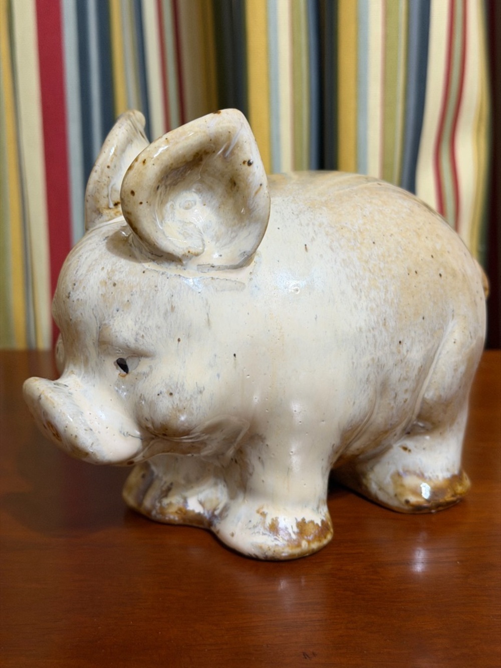 Darling Ceramic Pig Figurine in Cream - Picture 2 of 9